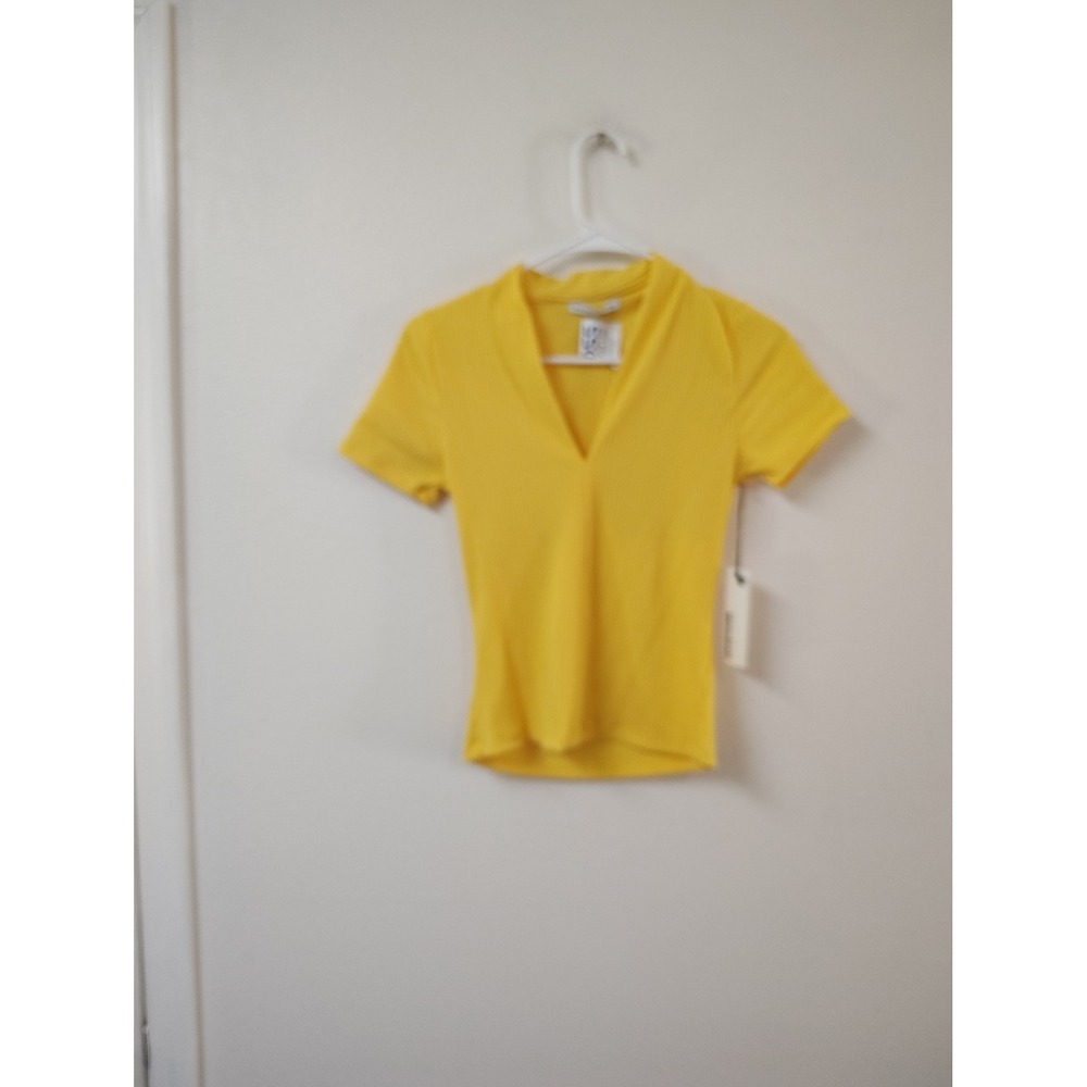 Haute Monde Womens Yellow Ribbed V-Neck Short‎ Sleeve Top NWT Size Small